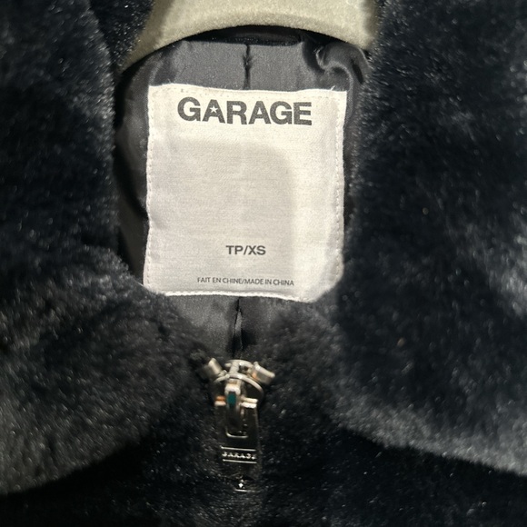 Garage jacket - Picture 2 of 2